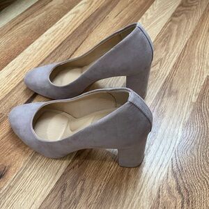 Elegant Women's Block Heel Pumps